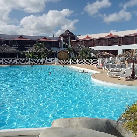 Le Petit Eden - Residence 3 Etoiles - Piscine Et Plage "Le Manganao" Saint-Francois  Dış mekan fotoğraf